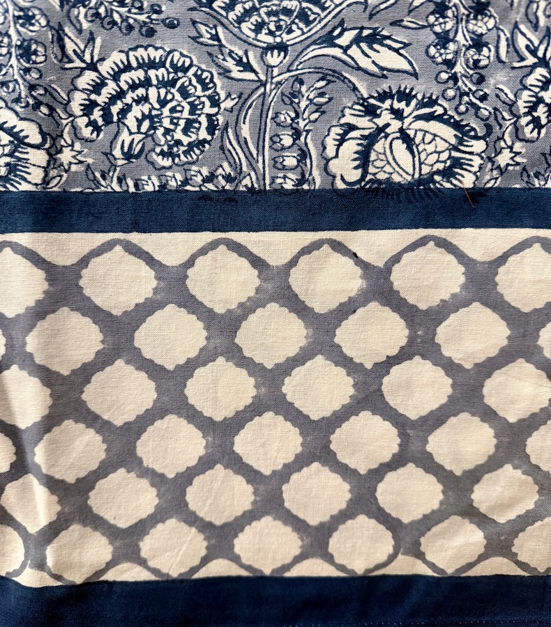 T020_1 Tischdecke Indigo Garden Reverie Collection – Bild 1