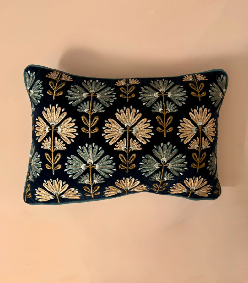 T031_1 Kissenbezug Emerald Bloom – Bild 1