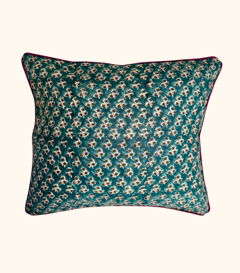 16 Kissenbezug Teal Whisper Breeze (Teal Whisper Serenity Collection) designed by Nikisha – Bild 1